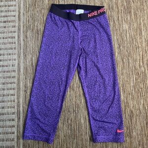 Nike Pro Capri Purple/Black Leggings